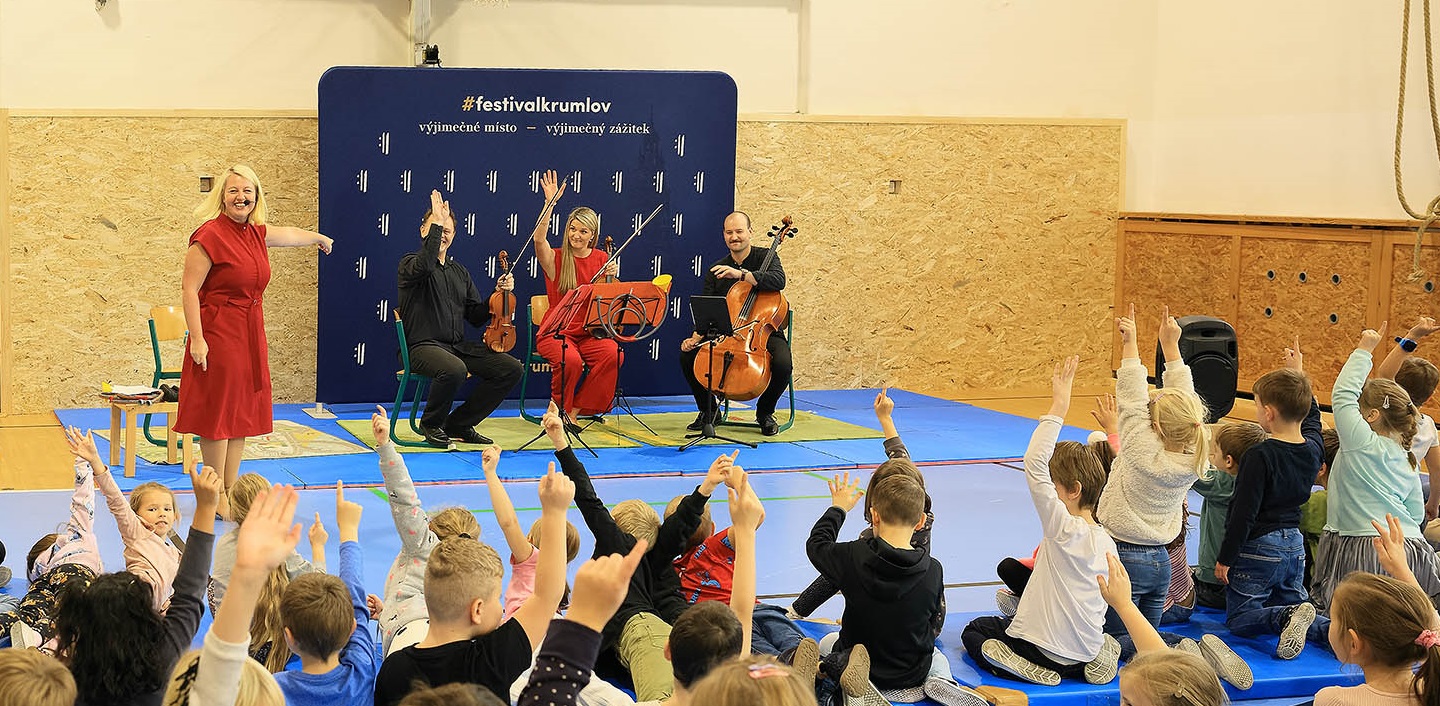 Dobrodružnou plavbu českou klasikou s Festivalem Krumlov podnikli žáci ZŠ Plešivec